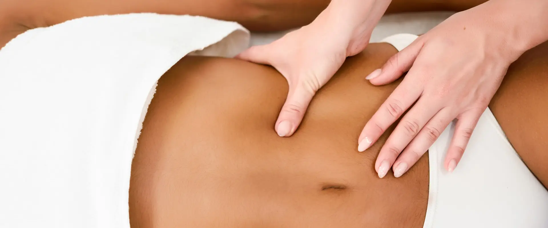 Massagem Modeladora - Técnica manual intensiva para contorno e remodelação corporal - Instituto Isabella Seixas